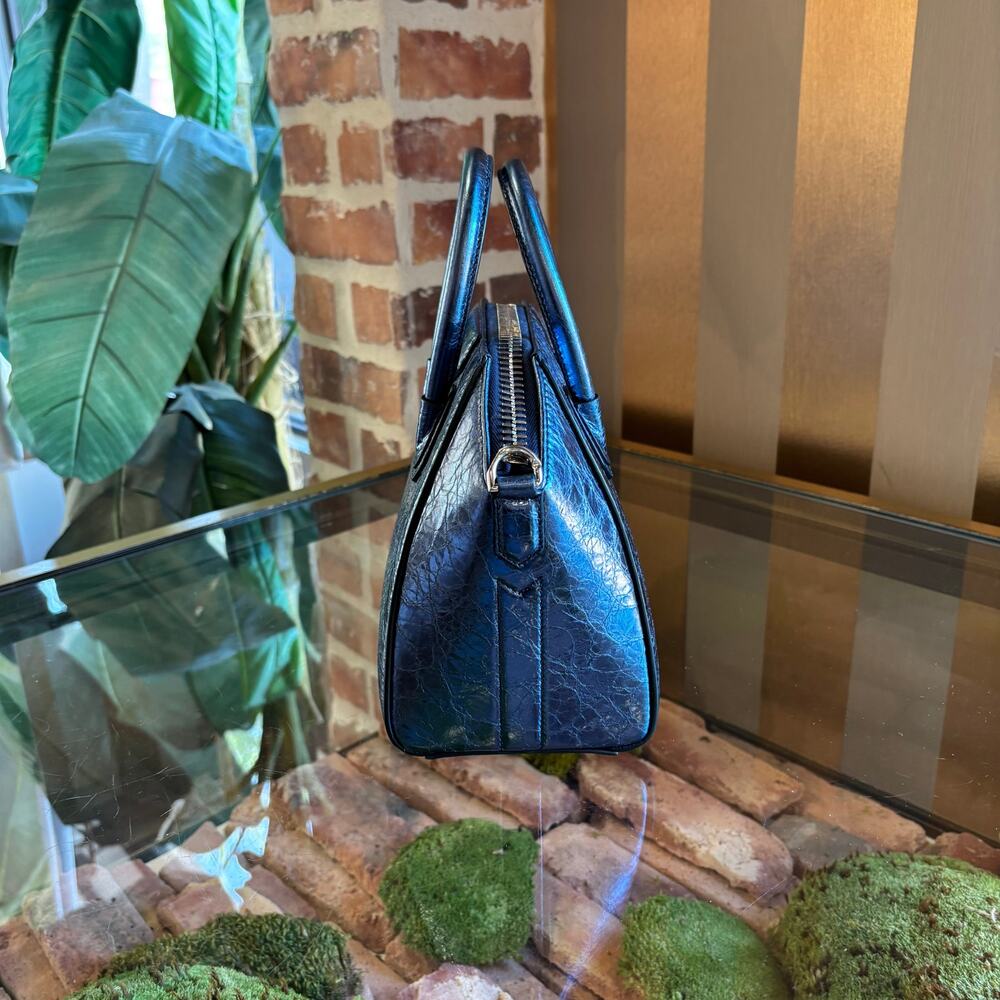 GIVENCHY Mini Antigona Blue Metallic Handbag - Picture 2 of 5